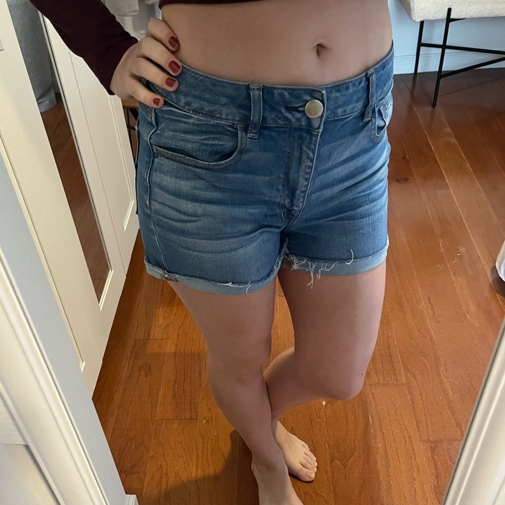 American Eagle High Rise Shortie